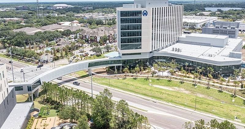 mckinley-hospital-with-walkway-890